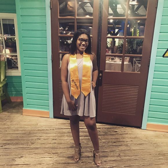 Meet your Posher, Keylia - Picture 2 of 2